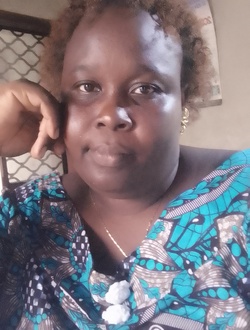 Profil de Léonie, une femme célibataire de 39 ans à Douala