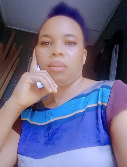 Profil de Amélie, une femme célibataire de 50 ans à Abidjan