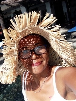 Profil de Maminah, une femme célibataire de 49 ans à Hell-Ville