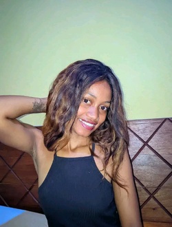 Profil de Theresine, une femme célibataire de 23 ans à Toamasina