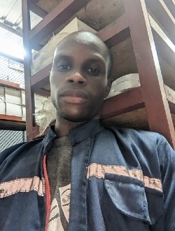 Profil de Mawuli, un homme célibataire de 35 ans à Avéfodzo