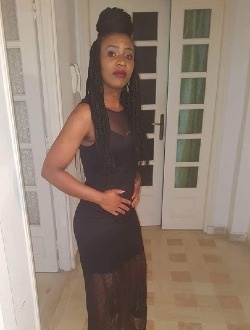 Profil de Flora, une femme célibataire de 39 ans à Daloa