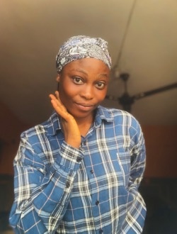 Profil de Elizabeth, une femme célibataire de 25 ans à Boo