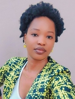 Profil de Lorette, une femme célibataire de 32 ans à Abomey-Calavi