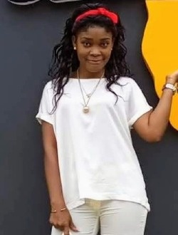 Profil de Armelle, une femme célibataire de 36 ans à Douala