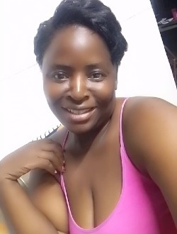 Profil de Minette, une femme célibataire de 40 ans à Yaoundé