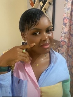 Profil de Falonne, une femme célibataire de 33 ans à Yaoundé