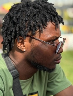 Profil de Stepheensk, un homme célibataire de 28 ans à Abidjan