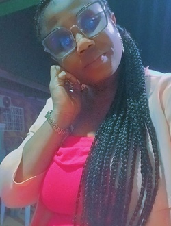 Profil de Fely, une femme célibataire de 33 ans à Yaoundé