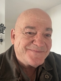 Profil de Louis, un homme célibataire de 69 ans à Gatineau