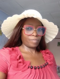 Profil de Françoise, une femme célibataire de 47 ans à Douala
