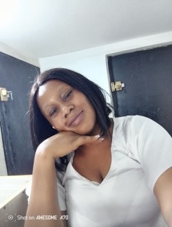 Profil de Orti, une femme célibataire de 34 ans à Douala