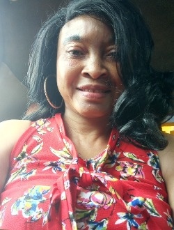 Profil de Minette, une femme célibataire de 40 ans à Abam