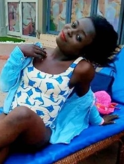 Profil de Stephanie, une femme célibataire de 27 ans à Douala