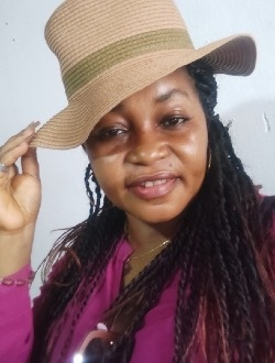 Profil de Rolande, une femme célibataire de 38 ans à Yaoundé