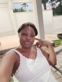 Profil de Dora, une femme célibataire de 38 ans à Yaoundé