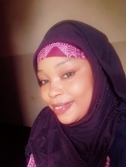 Profil de Aïcha, une femme célibataire de 30 ans à Yaoundé