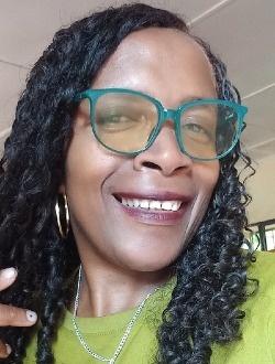 Profil de Hanta, une femme célibataire de 45 ans à Adabo