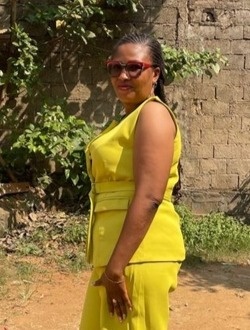 Profil de Messina, une femme célibataire de 47 ans à Akak I