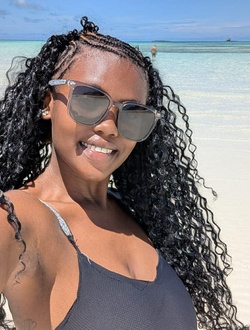 Profil de Mariana, une femme célibataire de 21 ans à Antsiranana