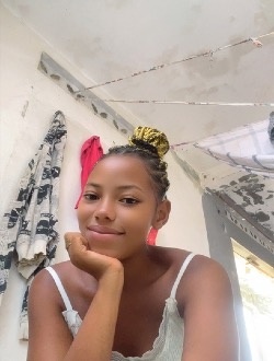 Profil de Sandy, une femme célibataire de 25 ans à Toamasina