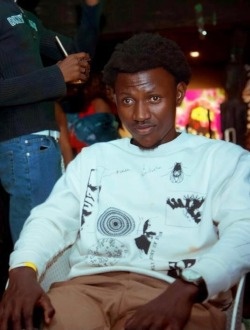 Profil de Freddy, un homme célibataire de 23 ans à Abattoirs