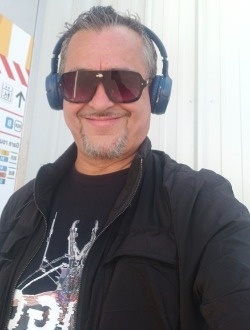 profile picture 0