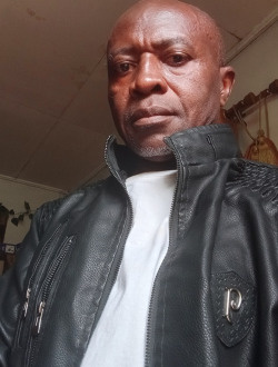 Profil de David, un homme célibataire de 47 ans à Yaoundé