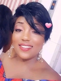 Profil de Sarah, une femme célibataire de 35 ans à Kinshasa