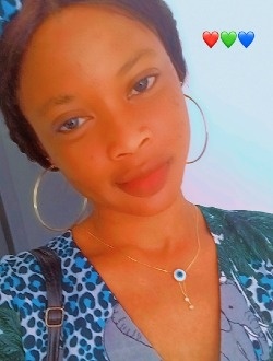 Profil de Viviane Yao, une femme célibataire de 23 ans à Grand-Bassam