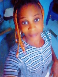 Profil de Jocelyne, une femme célibataire de 33 ans à Abidjan