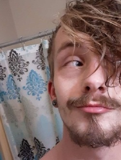 Profil de Justin, un homme célibataire de 27 ans à Louisville