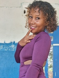 Profil de Emella, une femme célibataire de 30 ans à Antsiranana