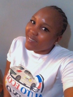 Profil de Katy Vanelle, une femme célibataire de 25 ans à Yaoundé