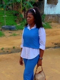 Profil de Josiane, une femme célibataire de 30 ans à Douala