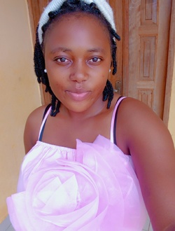 Profil de Catherine, une femme célibataire de 31 ans à Ébolowa