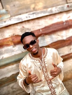 Profil de Coutinho, un homme célibataire de 21 ans à Université Yaoundé II