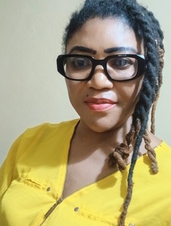 Profil de Minikka, une femme célibataire de 51 ans à Dakar