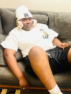 Profil de Aimé, une femme célibataire de 27 ans à Yaoundé