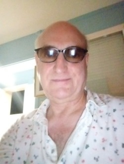 Profil de Sun Ji Alain, un homme célibataire de 66 ans à Dourdan