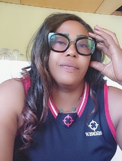 Profil de Laurette, une femme célibataire de 48 ans à Ababa