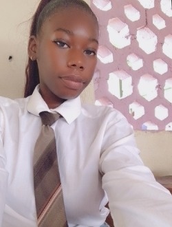 Profil de Ornella, une femme célibataire de 18 ans à Abidjan