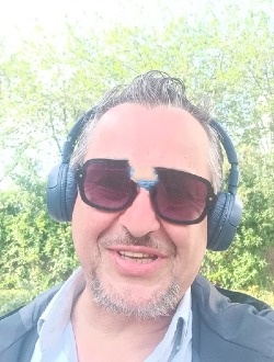 profile picture 0
