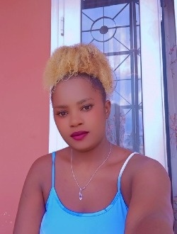 Profil de Nelsoa, une femme célibataire de 25 ans à Antsiranana