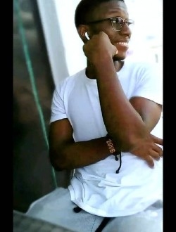 Profil de Russe, un homme célibataire de 27 ans à Douala