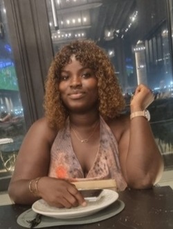 Profil de Andrea, une femme célibataire de 26 ans à Lille