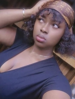 Profil de Aurelie, une femme célibataire de 26 ans à Yaoundé