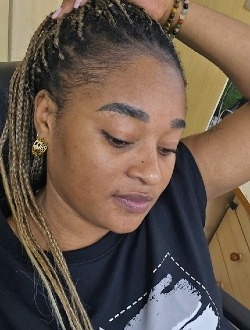 Profil de Lidali, une femme célibataire de 34 ans à Abuja