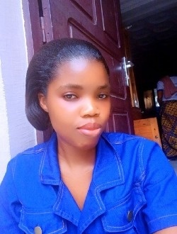 Profil de Florita, une femme célibataire de 26 ans à Abidjan