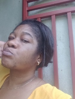 Profil de Patricia, une femme célibataire de 38 ans à Port-au-Prince